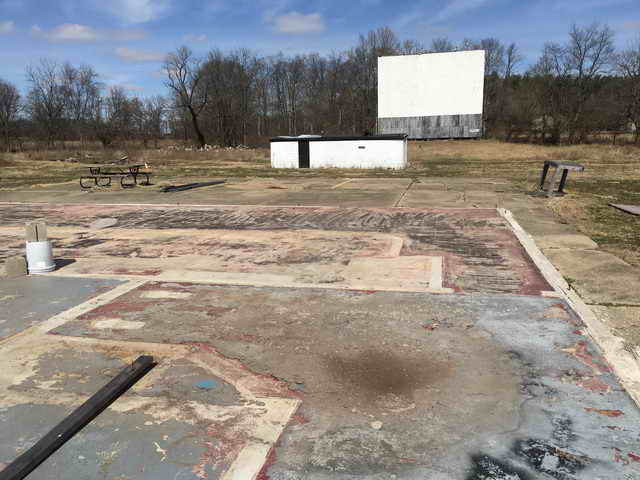 Skyline Drive-In - 2017 Photo (newer photo)